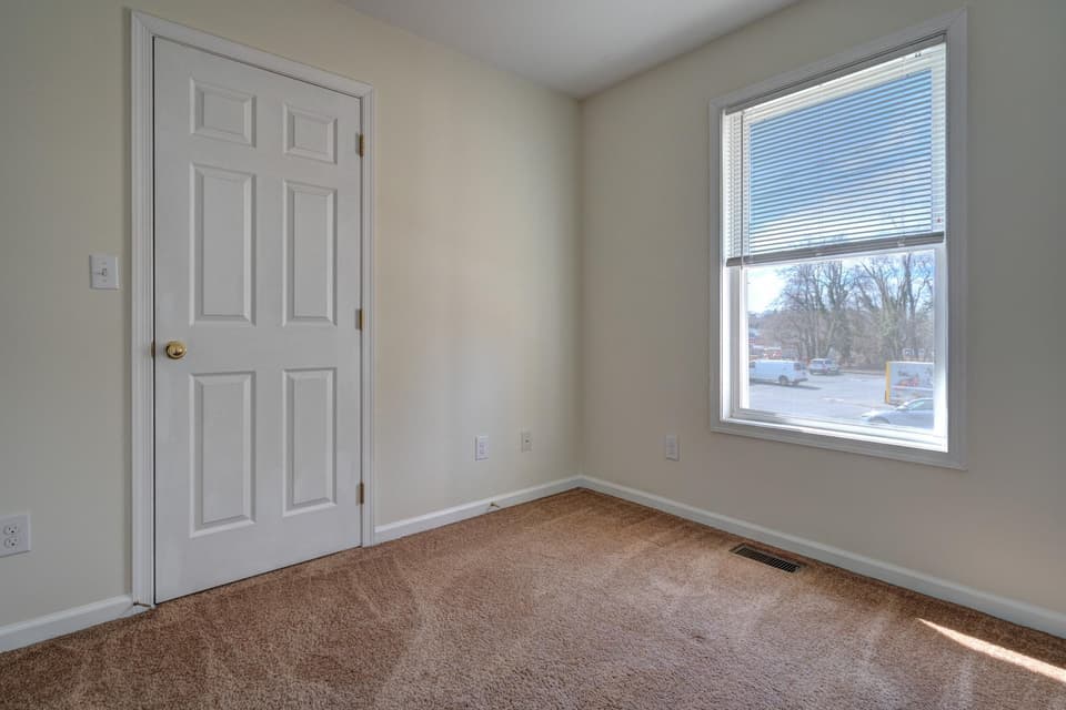 99 Hagan Street, photo 12 of 31