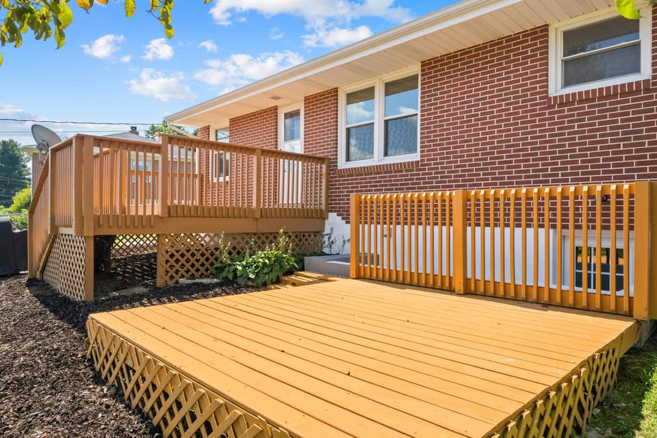 106 Roseland Drive, photo 36 of 39