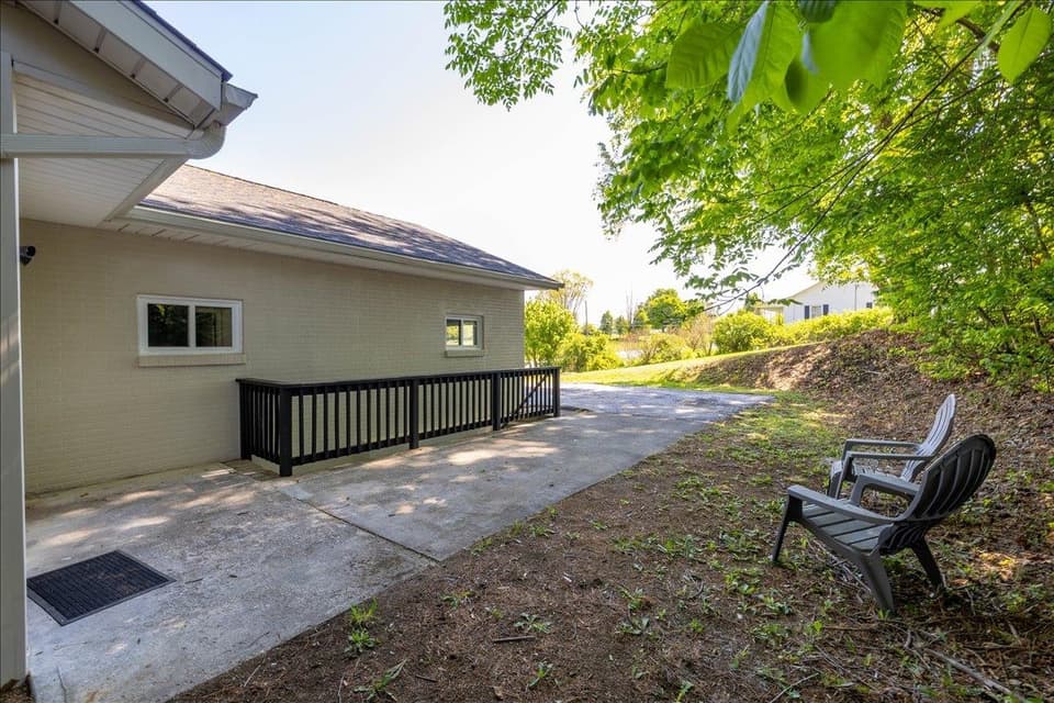 2027 Peppers Ferry Road NW, photo 21 of 28