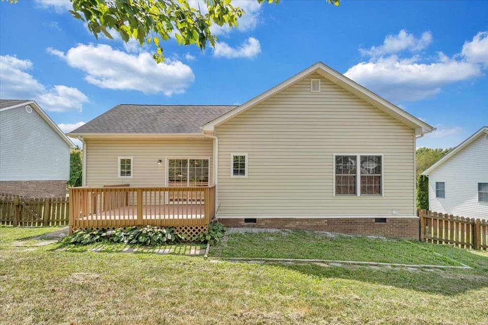 230 Meadow Drive, photo 37 of 40