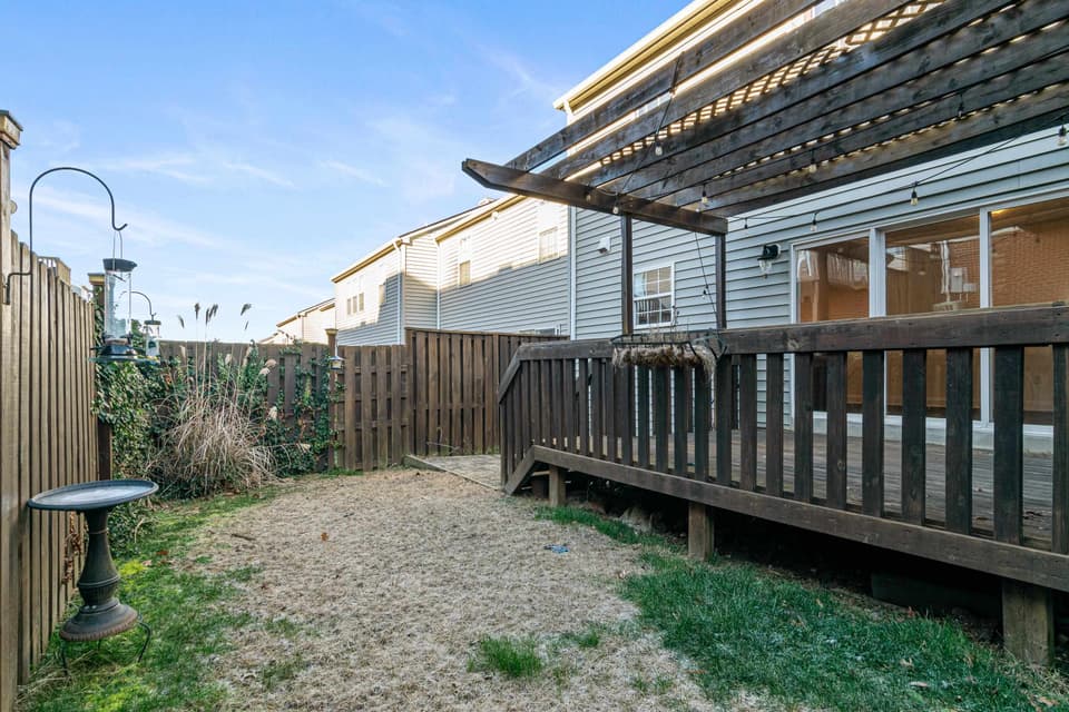 560 Oak Tree Boulevard, photo 25 of 40