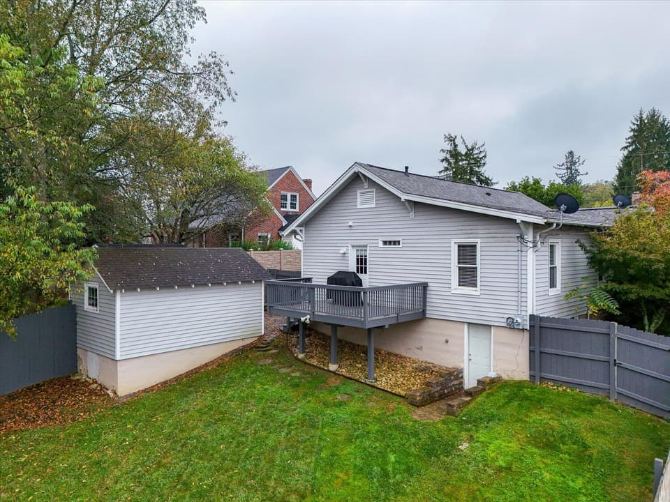 306 S Franklin St, photo 25 of 40