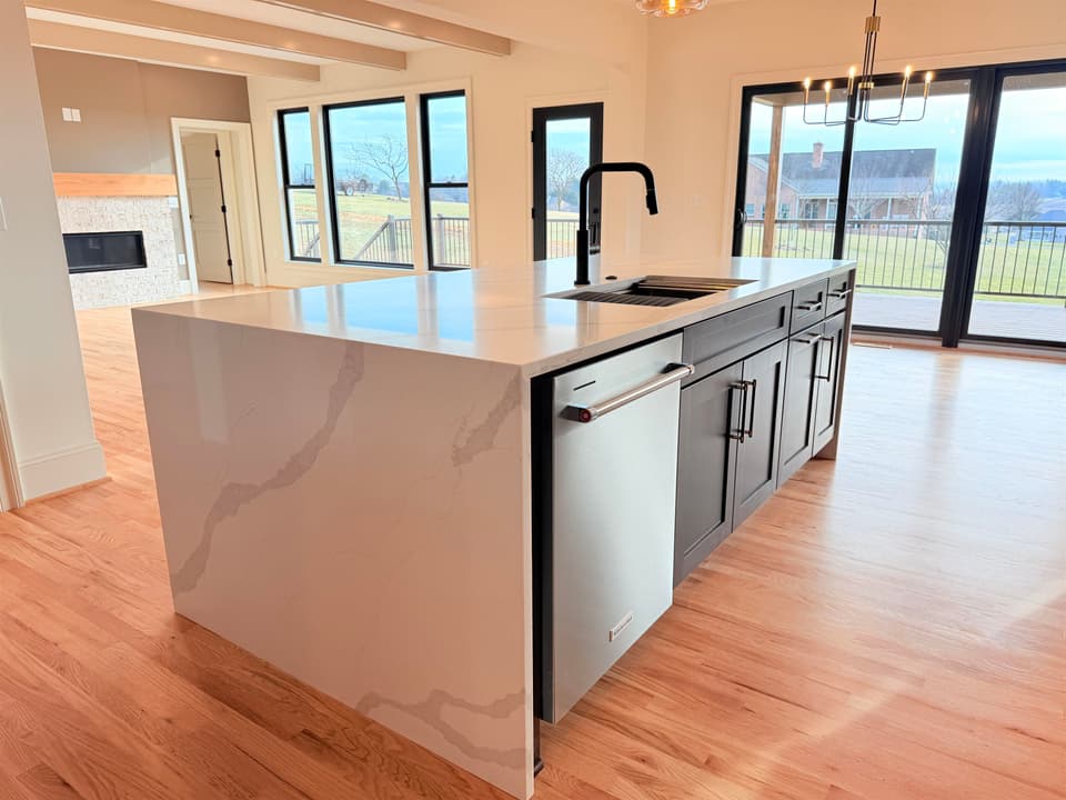 2240 Peakland Way, photo 5 of 40