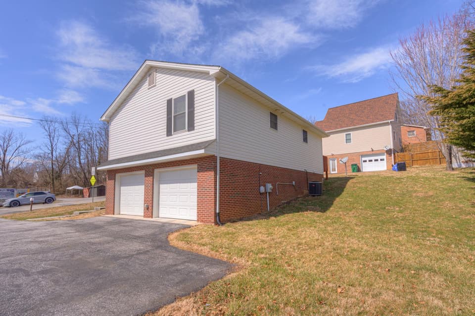 99 Hagan Street, photo 29 of 31