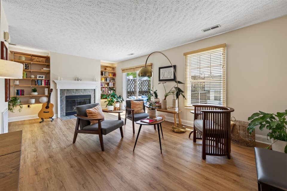 230 Silver Leaf Drive, photo 32 of 40