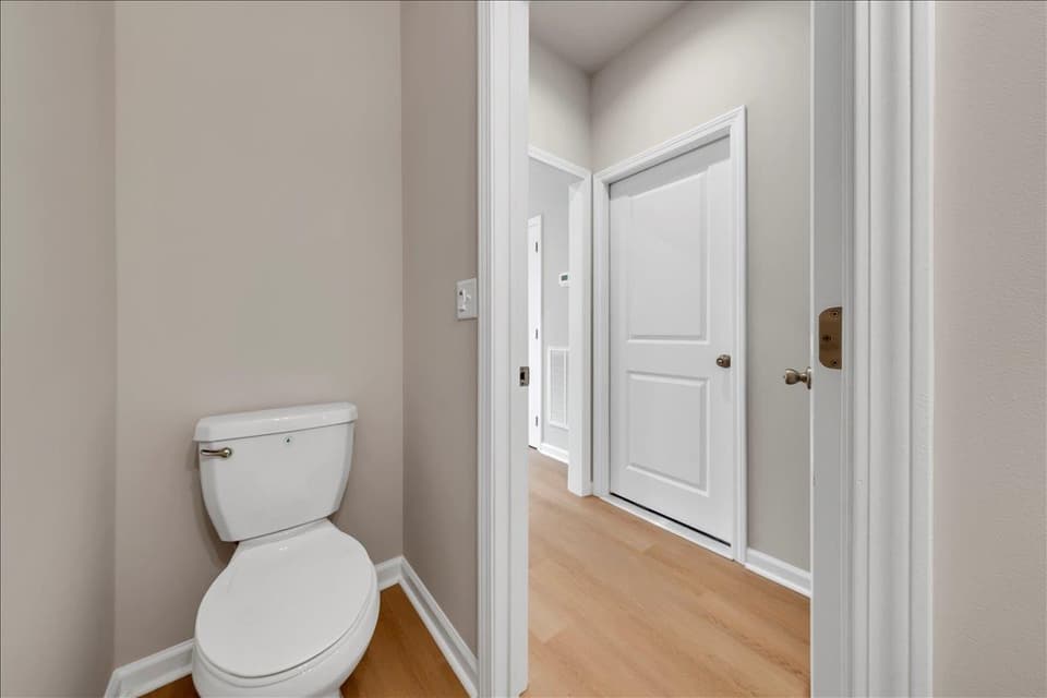 1595 Kensington Way NW, photo 25 of 40