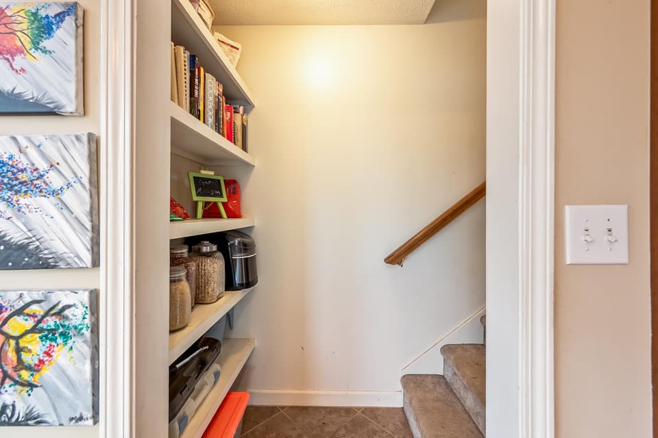 2240 Yellow Sulphur Road, photo 24 of 40