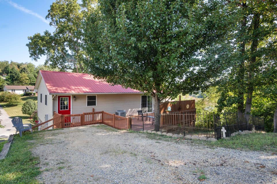 3494 Roanoke Street, photo 5 of 30