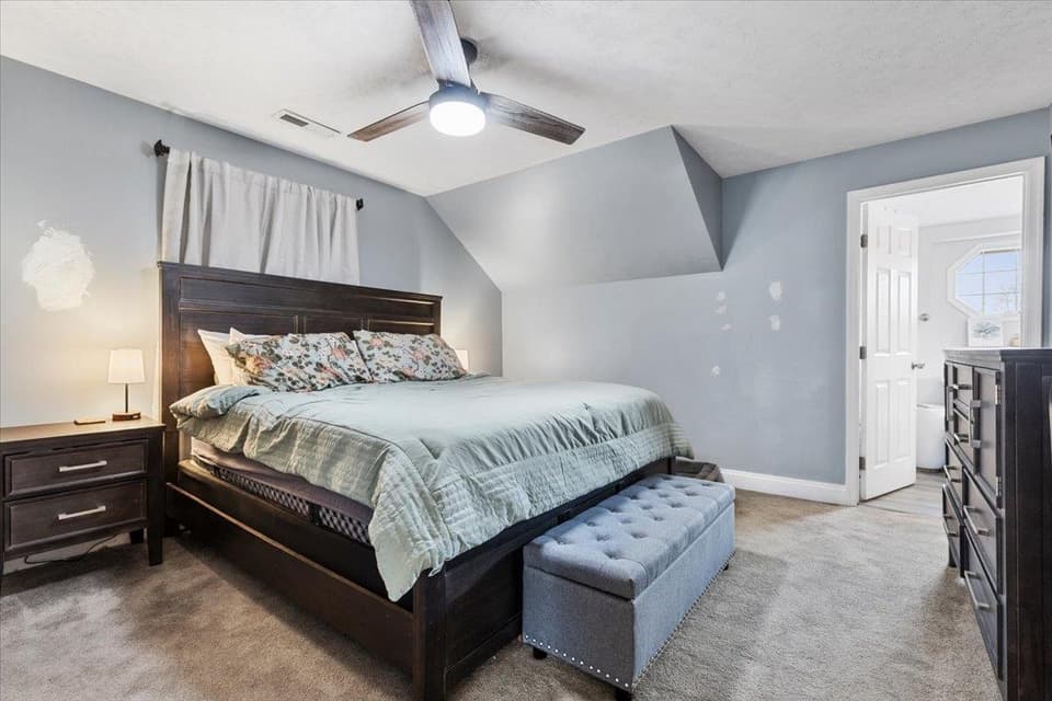 619 E Main Street, photo 27 of 40