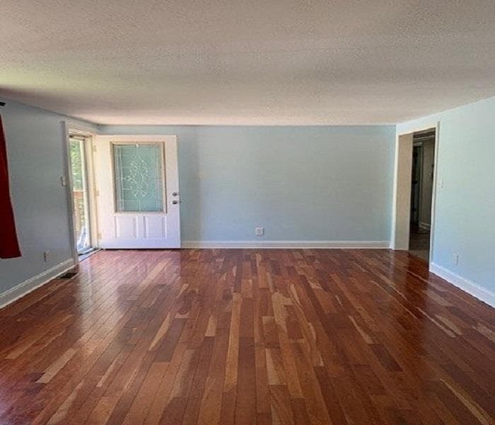 655 School Lane, photo 4 of 24