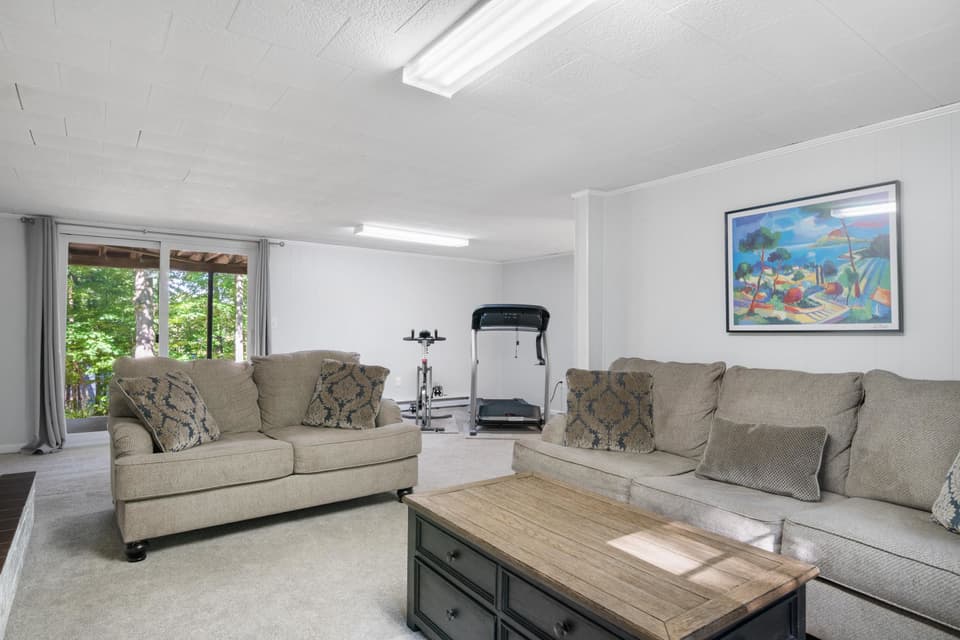 405 Tomahawk Drive, photo 34 of 40