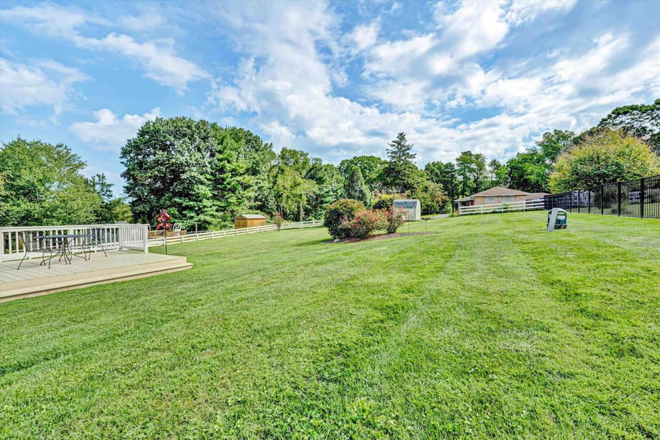 416 Miller Street, photo 32 of 40