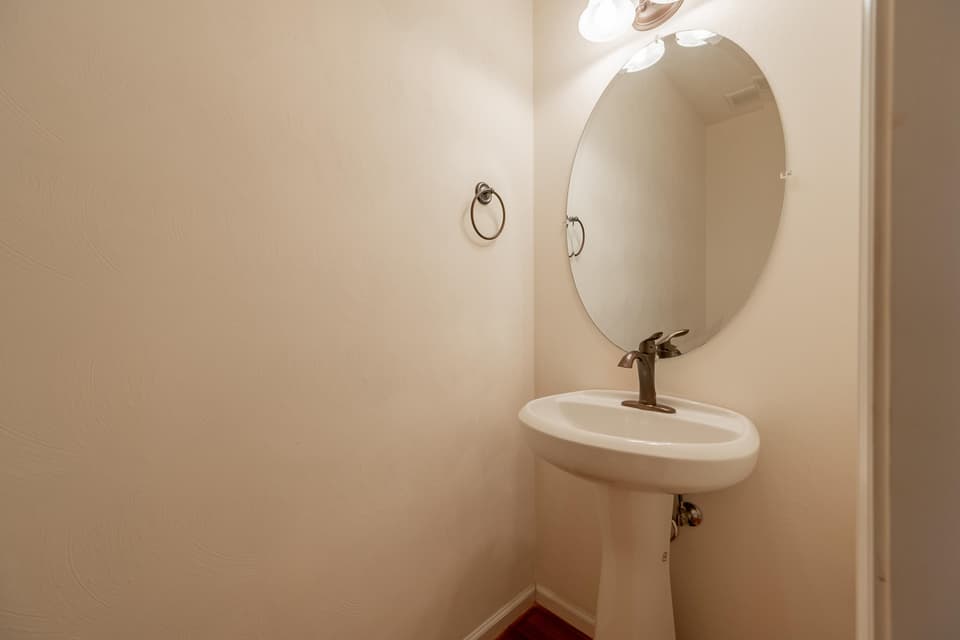 1110 Crosscreek Drive, photo 30 of 40