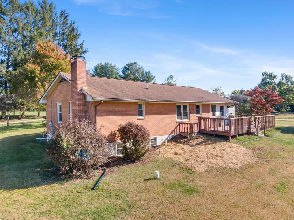 2272 Lupine Lane, photo 16 of 40