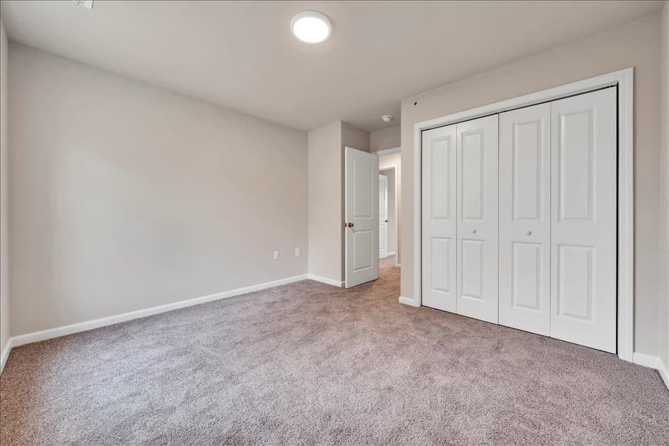 1575 Kensington Way, photo 38 of 40