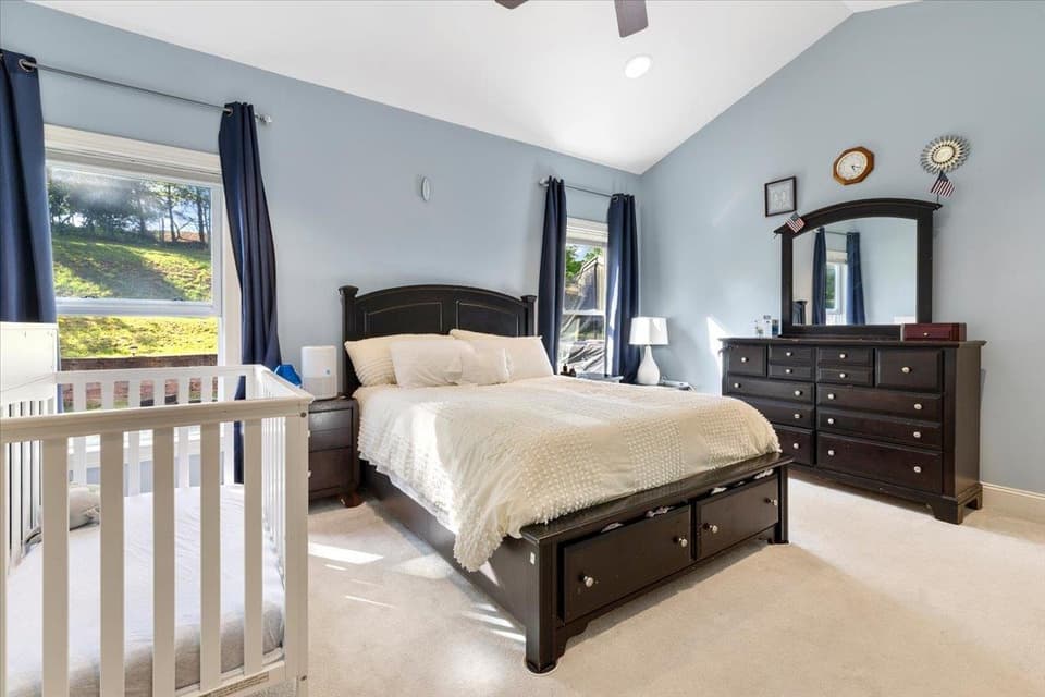 1015 Falor Lane, photo 22 of 40
