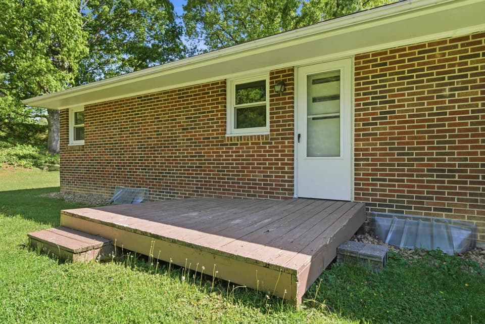 1710 Harman Drive, photo 24 of 40