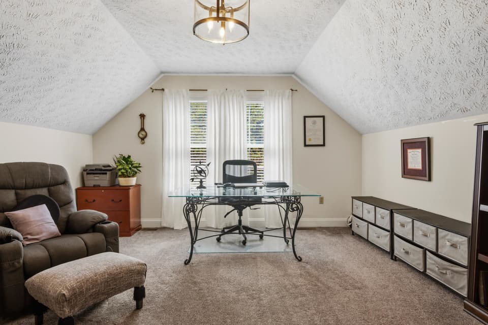 450 Tower Road, photo 31 of 40