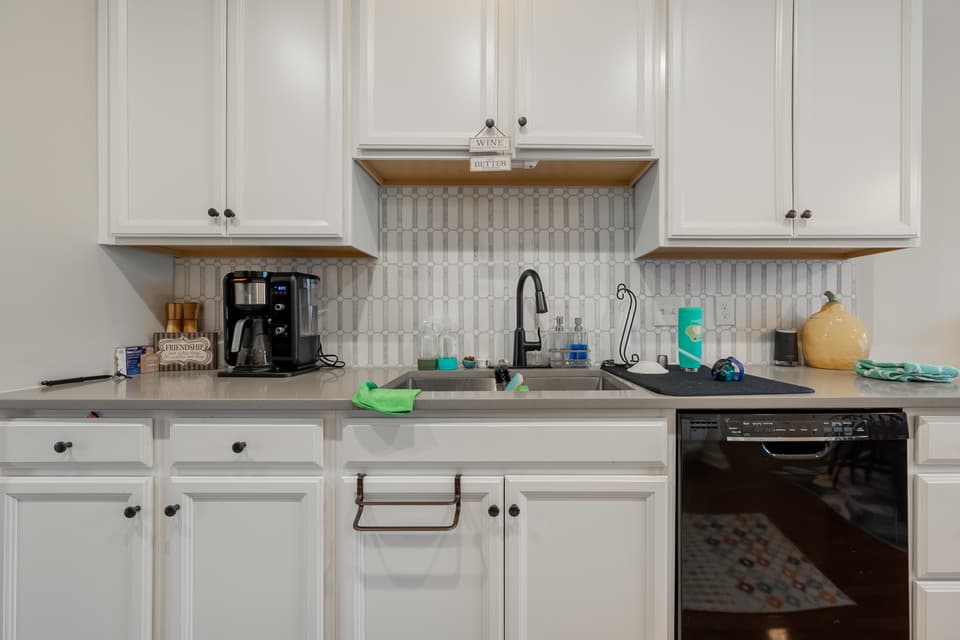 140 Phoenix Boulevard, photo 12 of 40