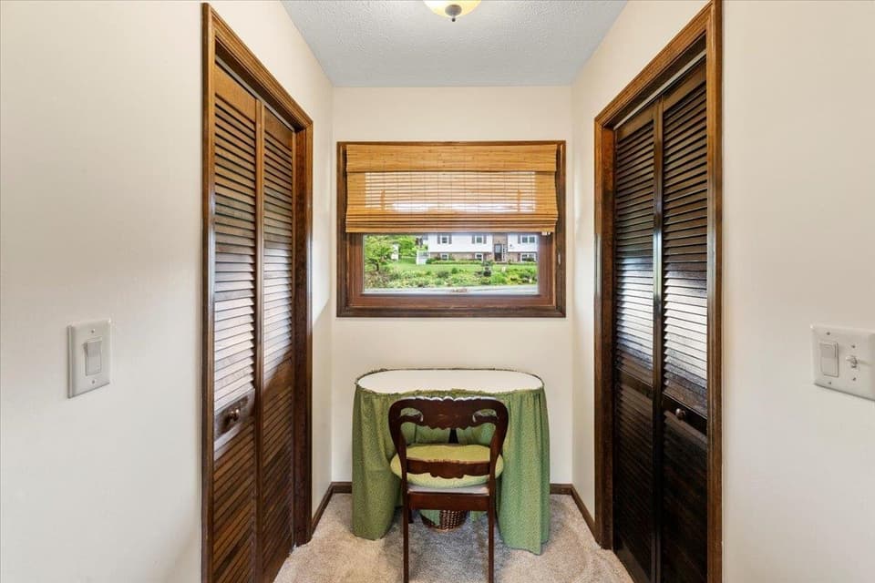 285 Briarwood Drive SW, photo 27 of 40