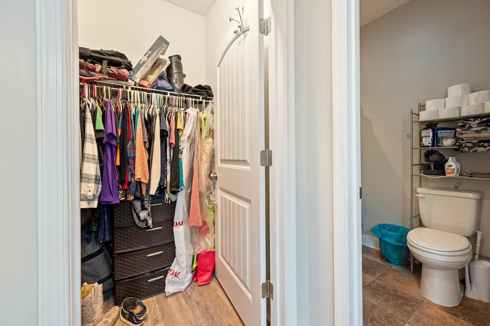 285 Easy Street, photo 34 of 40