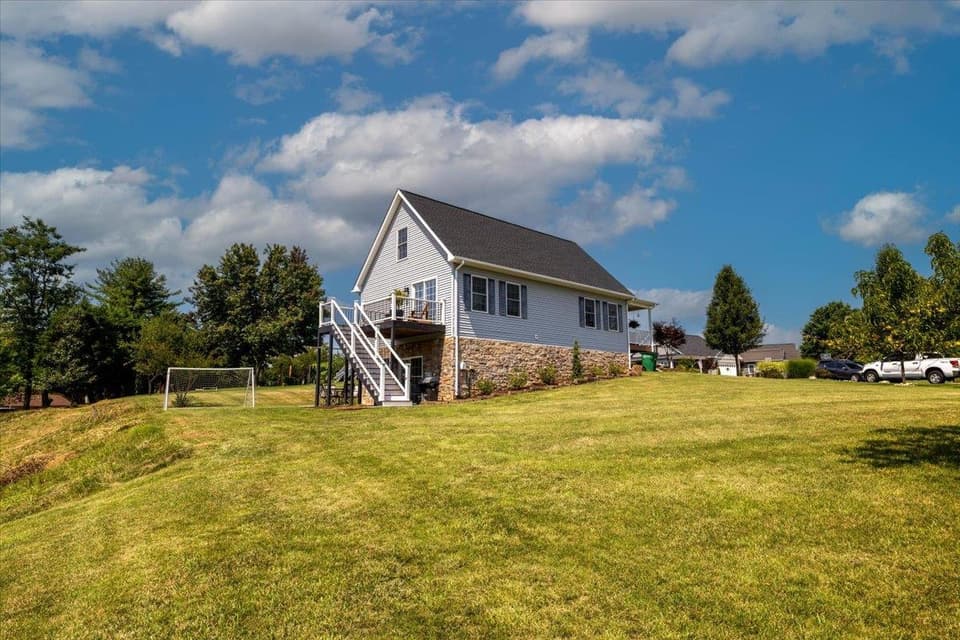 75 Copper Beach Court, photo 33 of 40