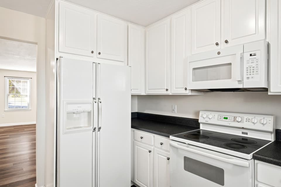 420 Wimmer Street NW, photo 16 of 40
