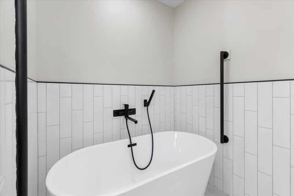 1045 Beaver Drive, photo 31 of 40