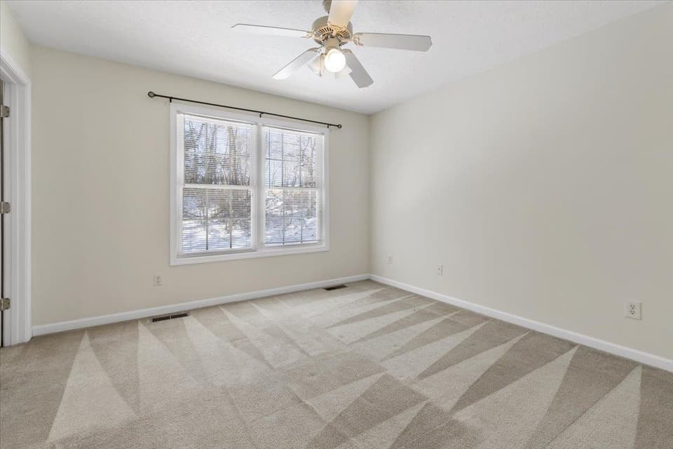 10 Overlook Drive, photo 23 of 40