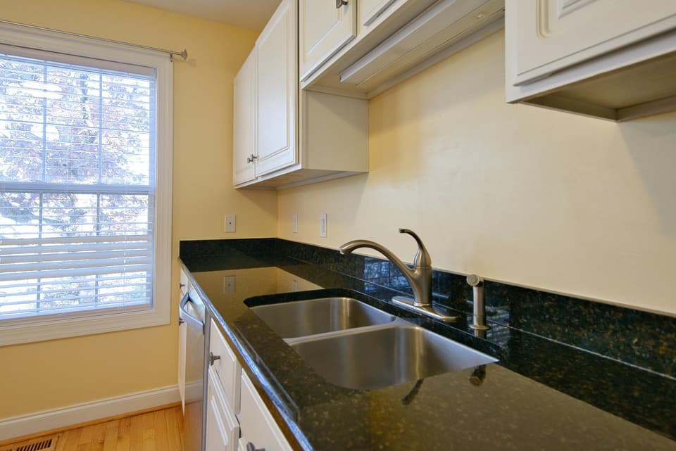 545 Gold Leaf Drive, photo 16 of 40