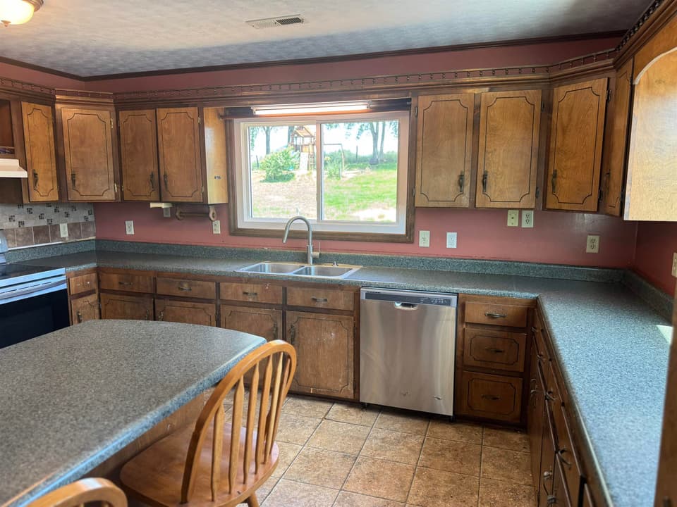 4424 Bluegrass Road, photo 23 of 40