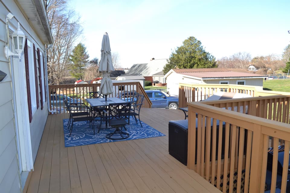 195 Church Street, photo 33 of 40