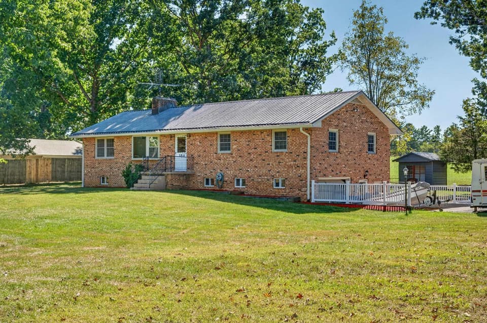 350 Teel Street, Christiansburg, photo 3