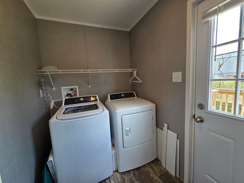 80 Boxwood Drive, photo 20 of 40