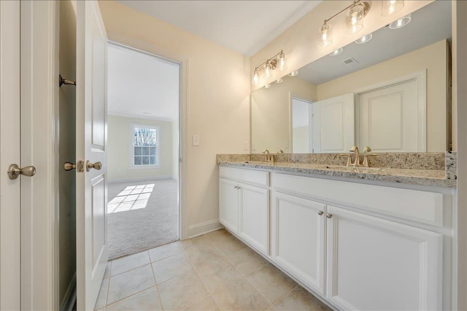 1570 Kensington Way NW, photo 20 of 32