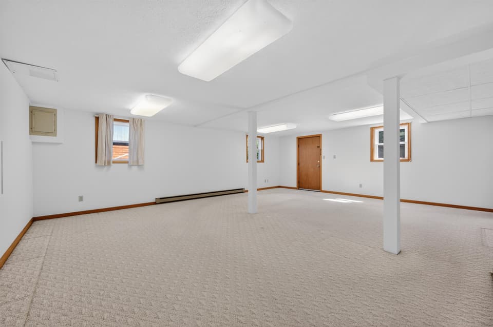 660 McDaniel Drive, photo 39 of 40