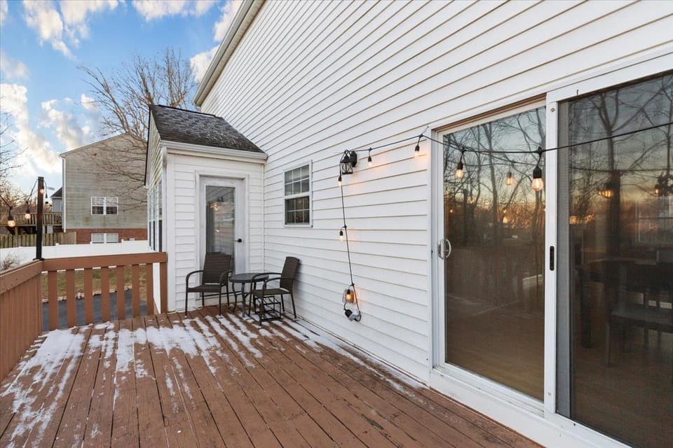 250 Barkwood Street, photo 11 of 40