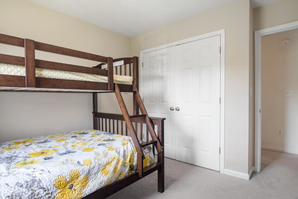 155 Charleston Lane, photo 23 of 38