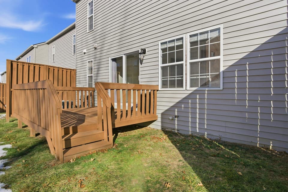 380 Oaktree Boulevard, photo 39 of 40