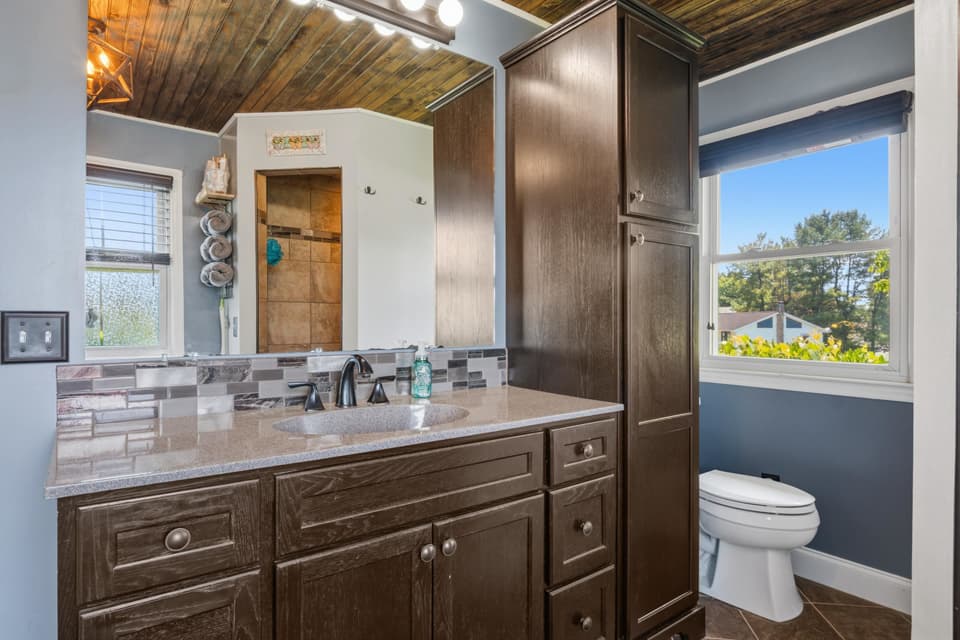 225 Gibson Drive, photo 22 of 40