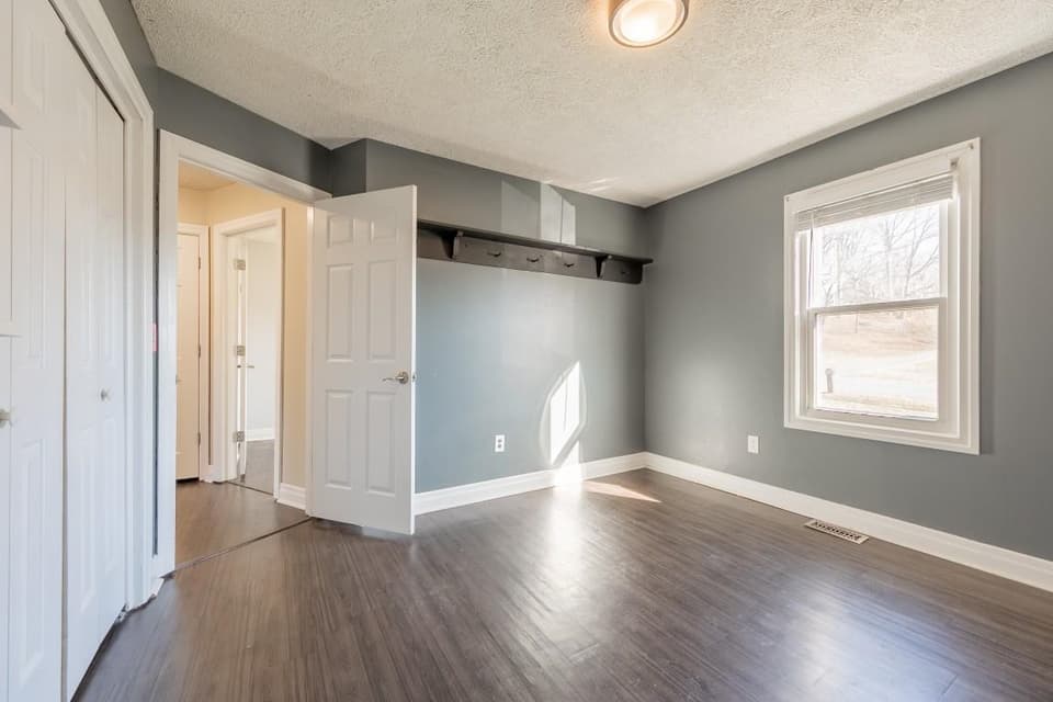 640 Lyle Lane, photo 37 of 40