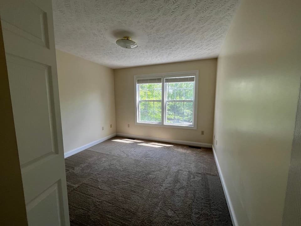 315 Silver Leaf Drive, photo 21 of 35