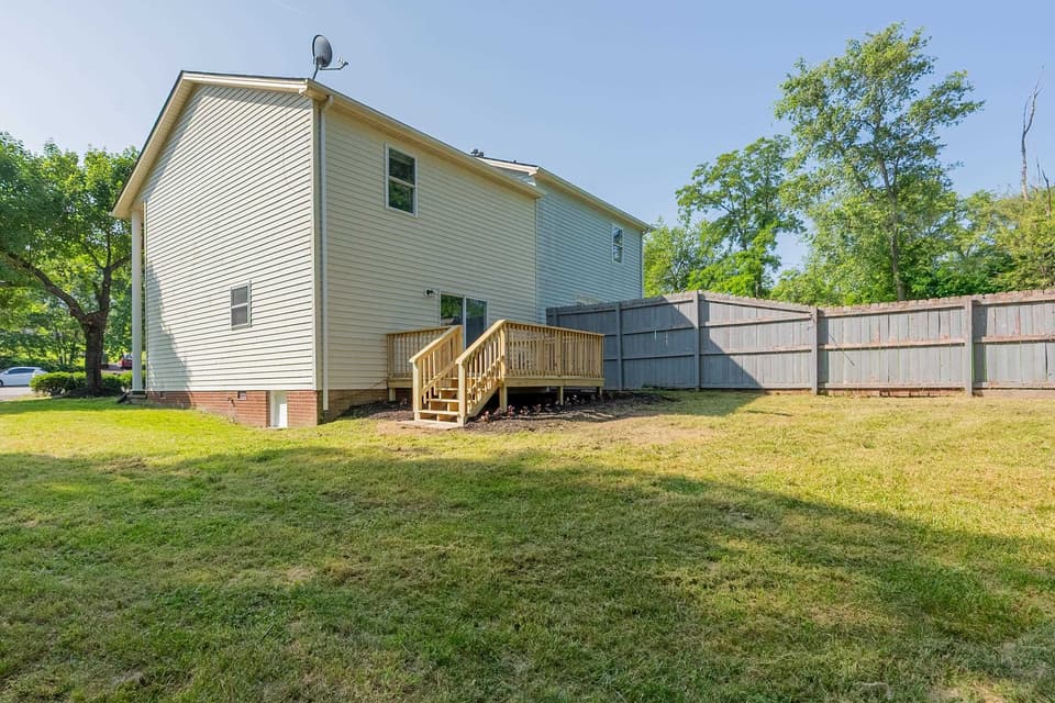 375 Warren Street, photo 34 of 40