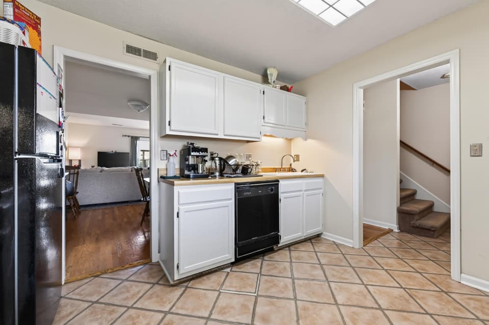 630 Cambria Street NW, photo 7 of 28