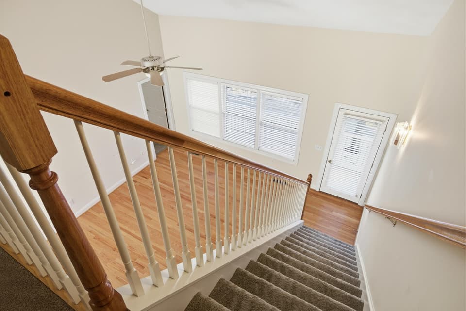 380 Oaktree Boulevard, photo 25 of 40