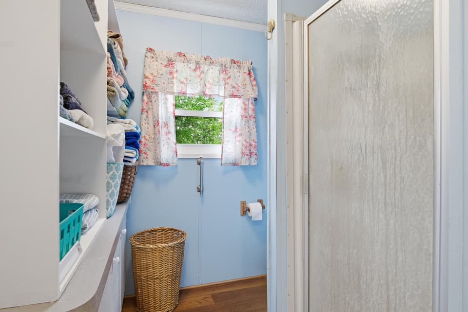 1516 Gunston Road, photo 29 of 40