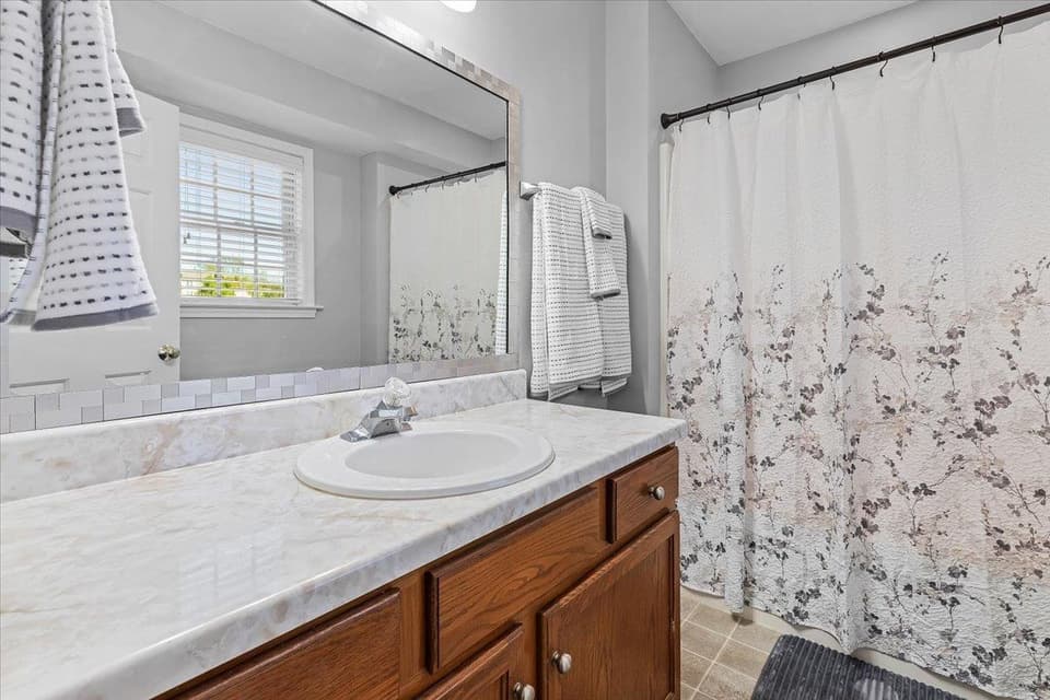 740 Independence Boulevard, photo 28 of 40