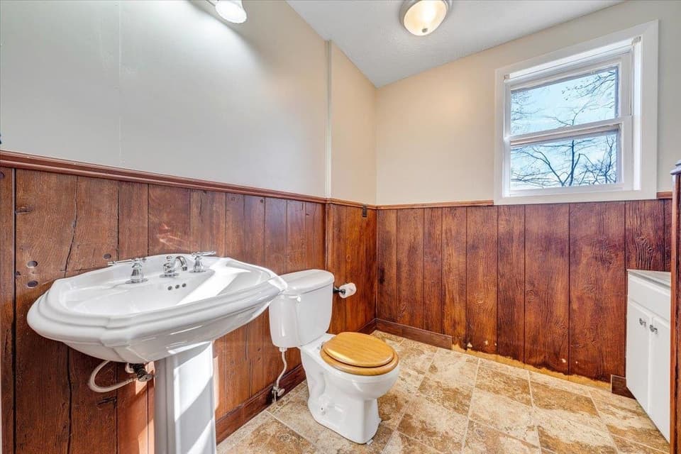 1100 Flint Drive, photo 27 of 40