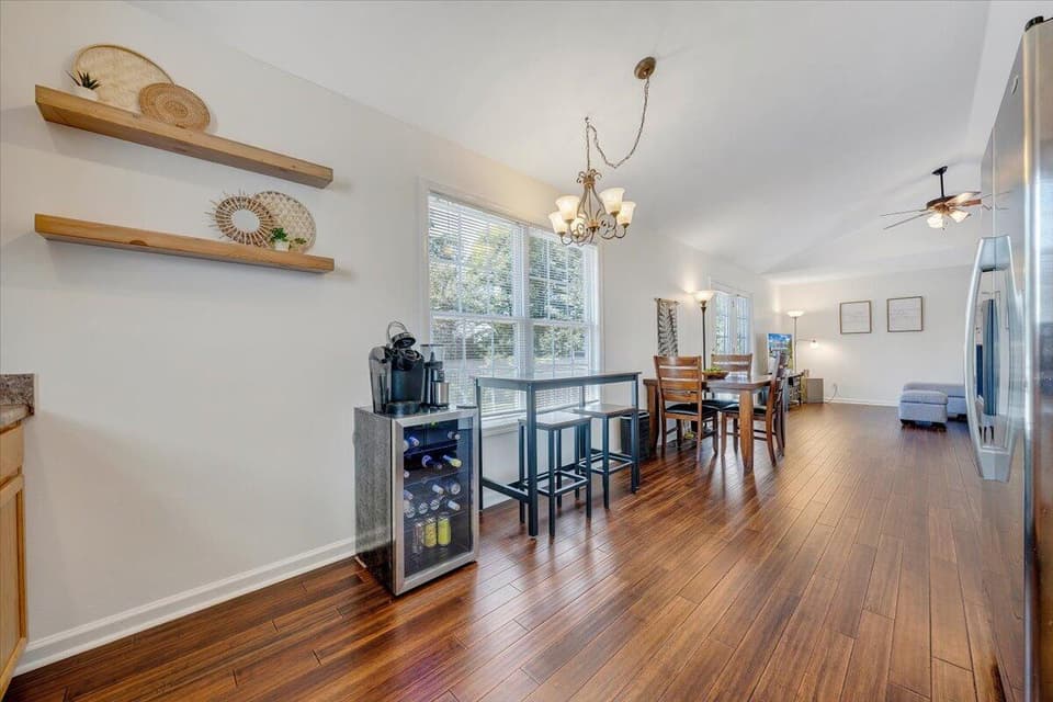 440 Chelsea Loop, photo 12 of 37