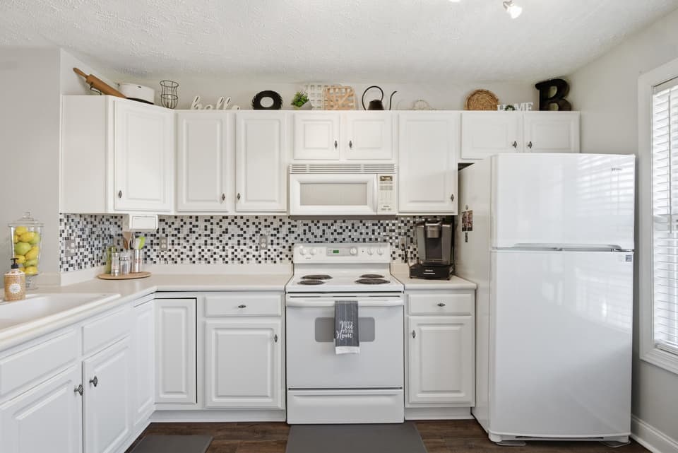 1270 Orange Leaf Court, photo 12 of 34